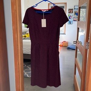 Boden dress size 6. Never worn. Cotton